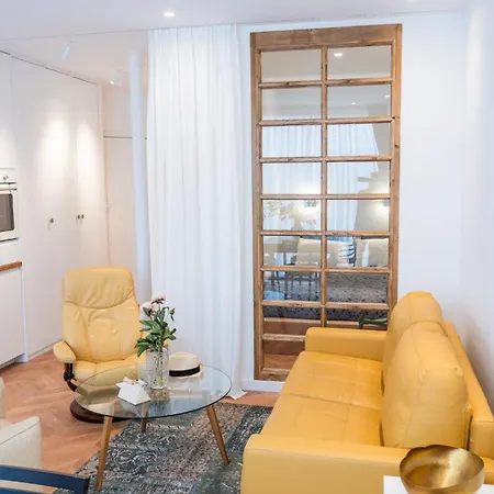 An Attractive Flat Near Jardin Du Luxembourg , Saint-germain